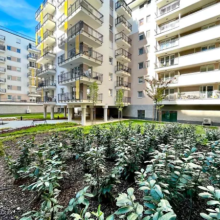 Apartamento West Budapest-edge Of Downtown-free Parking Budapeste