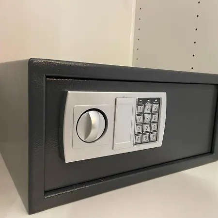 West Budapest-edge Of Downtown-free Parking